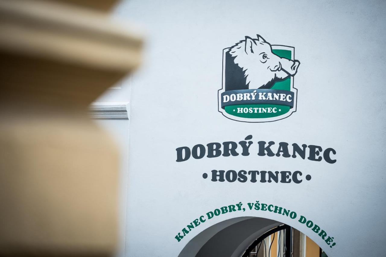 Dobrý Kanec - Hostinec Mělník Exterior foto