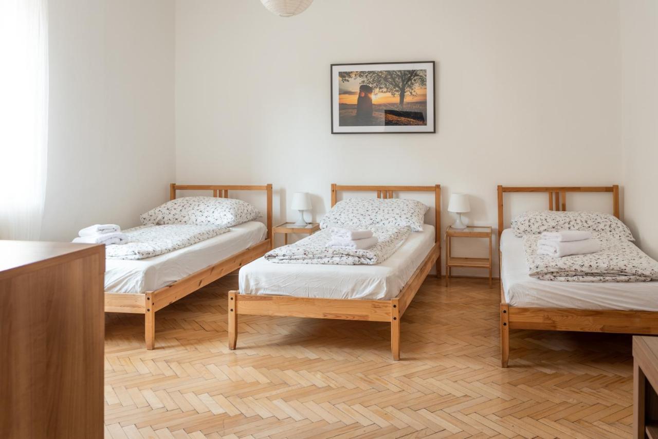 Dobrý Kanec - Hostinec Mělník Exterior foto